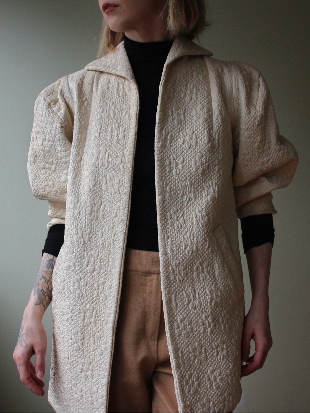 1960's 'The Addis Co.' Matelassé Quilted Mutton Sleeve Jacket